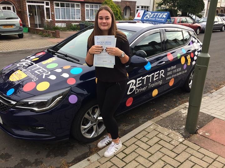 Betterdt's tweet photo. Amazing result for Ella! ZERO fault FIRST time pass! #learningtodrive #drivingtest #betterdrivertraining #zerofaults https://t.co/AeFCAdVr1v https://t.co/4NsU9N7pgC