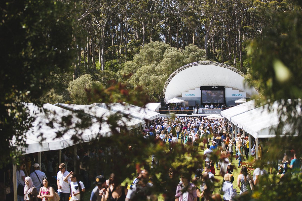 WestAustralia's tweet image. Foodies rejoice! The Margaret River @GourmetEscape is just around the corner! Get the details:  bit.ly/2xVbIBr