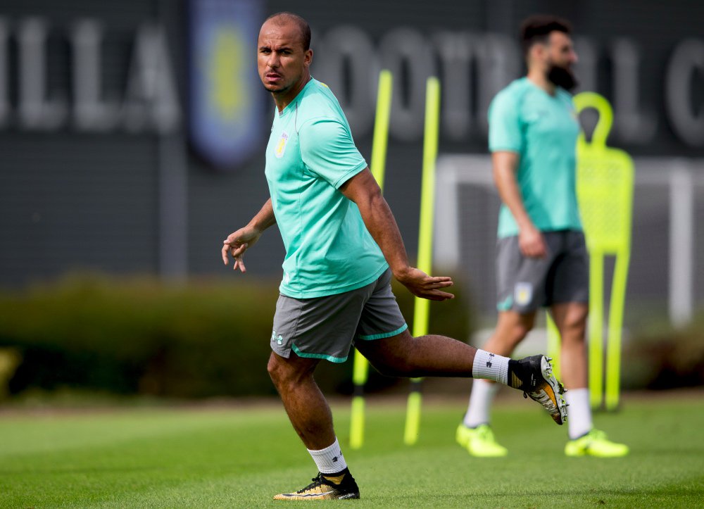 AVFCOfficial's tweet image. Injury update: Gabby Agbonlahor not available for #AVLFOR. Will train all weekend ahead of @BurtonAlbionFC game…

#PartOfThePride #AVFC