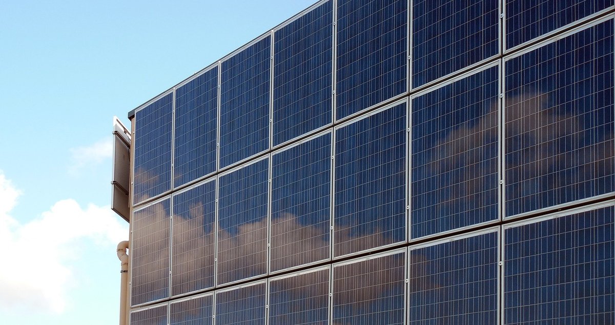 Innovaud's tweet photo. Auroraโs Grid sรฉduit le FEE et Romande Energie https://t.co/JgPyqr1cff via @startuptickerCH #VDtech #SmartGridHub https://t.co/XT2AfnQ0Yo