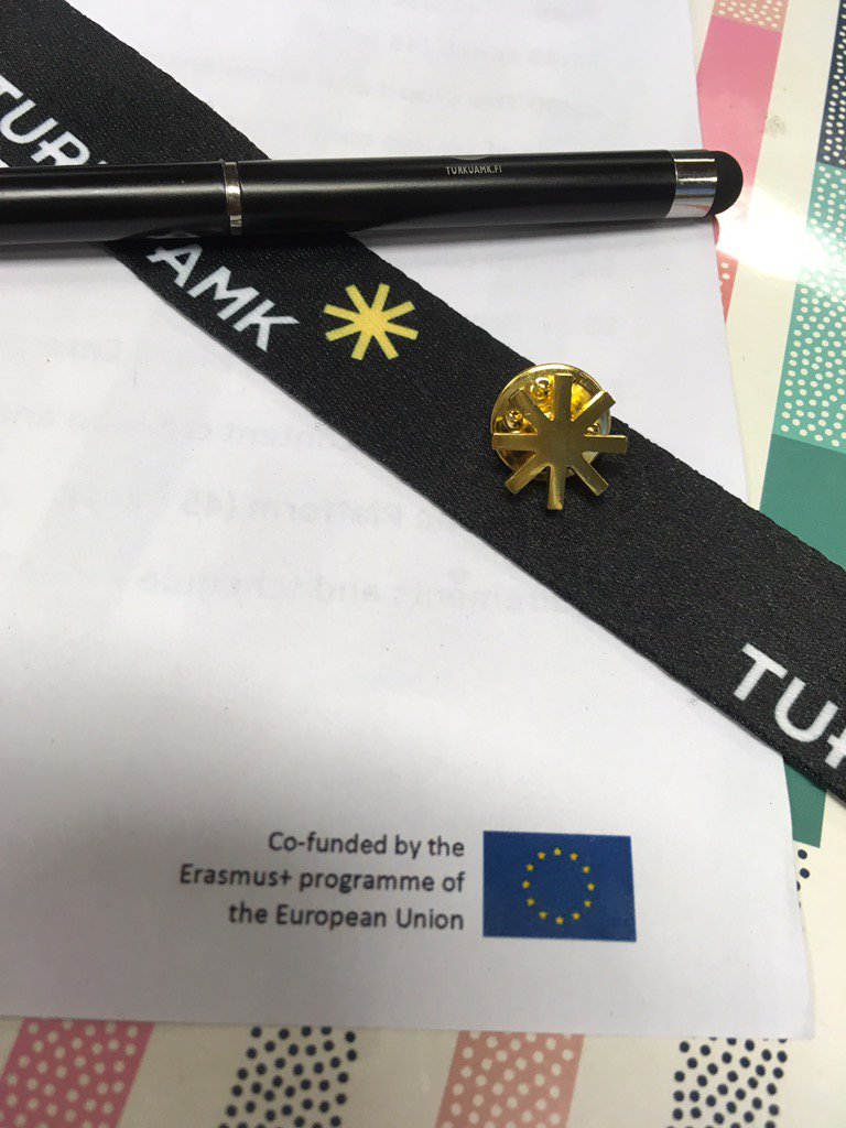 RebeccaCfE's tweet photo. Souvenirs from lovely partners @TurunAMK 😊 don't worry @JSho_MMU I got a pin badge for you too! #DiTEM #TUAS https://t.co/ILwb0YaUI5