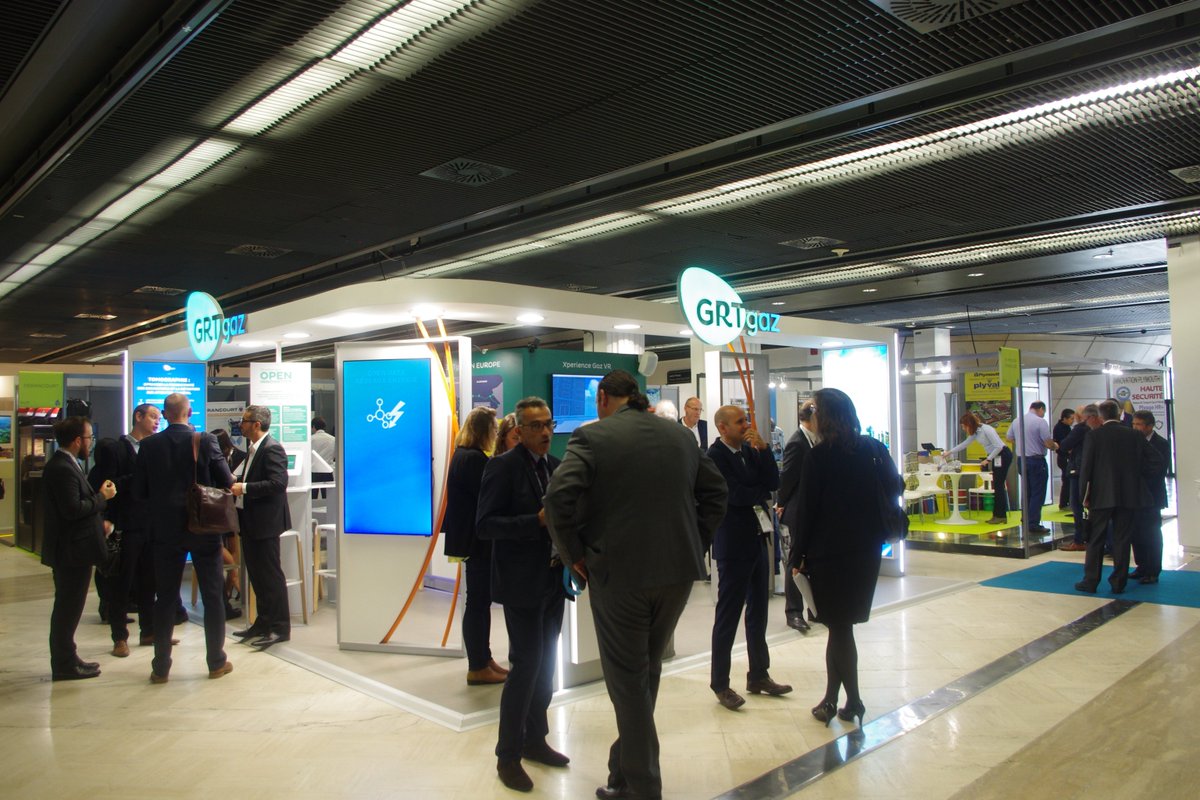 Expogaz_'s tweet photo. Merci aux marques, exposants, partenaires et visiteurs d'avoir fait partie de cette édition 2017 d'#Expogaz ! https://t.co/l1MNnZ0VtS