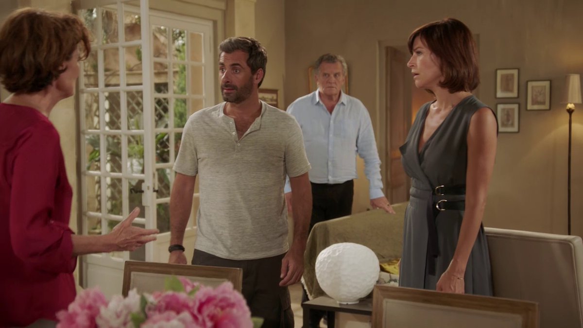 DNA_TF1's tweet image. : #DNA LIVE : Dur dur d'être la mère d'un fou et d'affronter la réalité ! #Elisabeth en plein désarroi familial #ClanVallorta #épisode50🎂