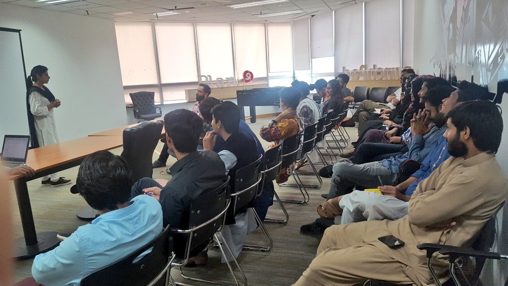 PITBIncubation's tweet photo. "Avoid starting with a question. Adding your personal story is a better way to get the audience on board" @alimurtazanet #FridayPitching https://t.co/WPLMqdosEv