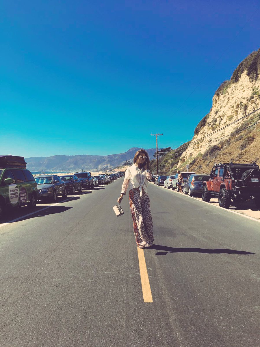 Days like these 💙 #lovela #Malibu #unbearablelightnessofbeing #annatman