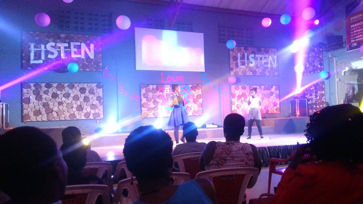 emy42's tweet photo. #ManWithAHeart @becksuubi killing it my gosh @mercie241 @DCMakerere https://t.co/qi7BLXbTvD