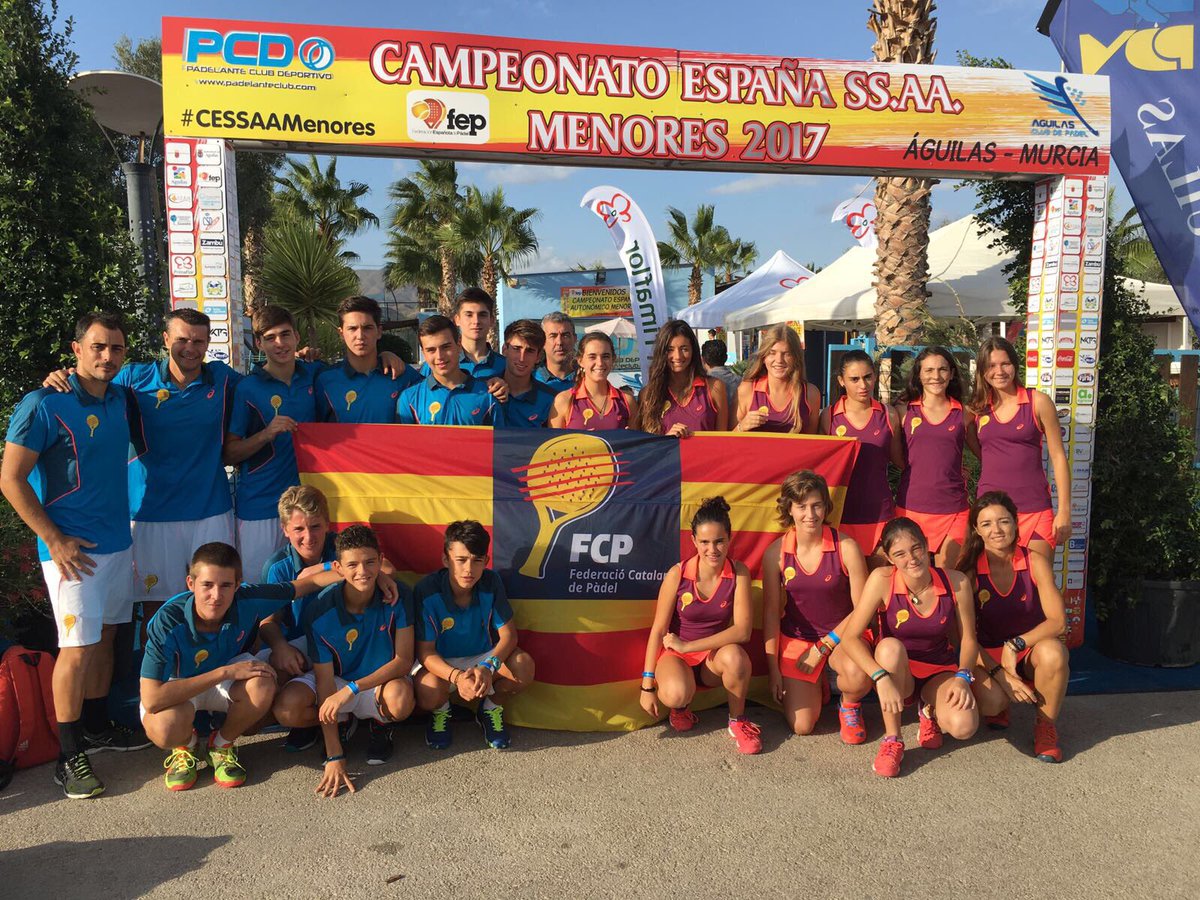 Estem preparats per donar guerra!
Les nostres seleccions de #MenorsFCP llestes i amb moltes ganes per jugar el #CESSAAMenores 
#YesWeCAT