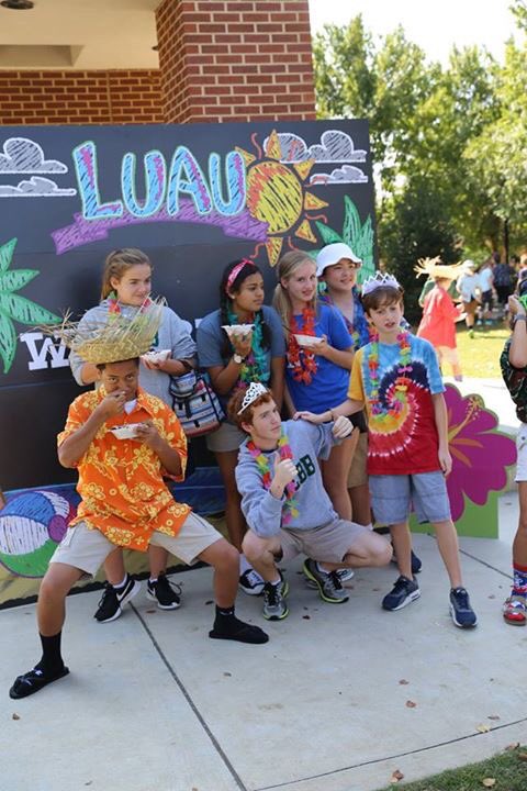 Webbschoolknox's tweet photo. It is WebbFest Day 2017! Be sure to come out this afternoon for the WebbFest Carnival, Rock the Clock and BBQ Luau! #webbfest #webbknoxville https://t.co/ytju05mW0p