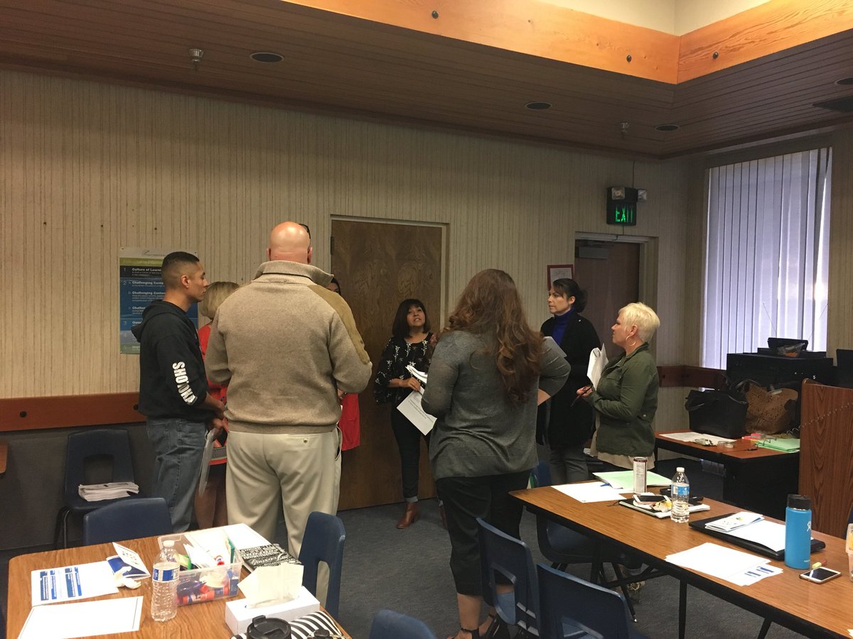 fusd_elservices's tweet photo. Shared learning... shared goals #earlylearning #SPED #CIPL #elservices https://t.co/7wrUZHwEsA