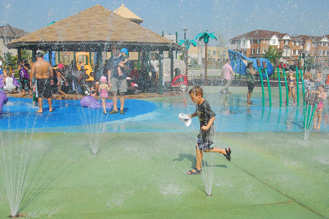 ☀️💦Great news! Our splash pads will remain OPEN again this weekend! ☀️💦oakville.ca/culturerec/spl… https://t.co/VgUKRJqKGB