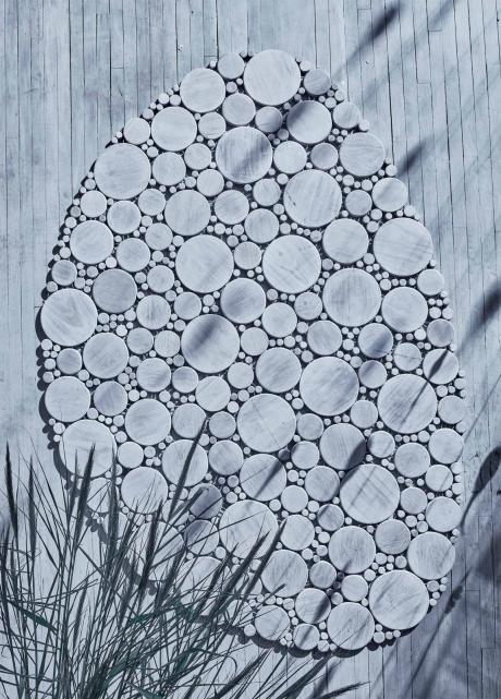 OCHRE_Lifestyle's tweet photo. Last day of #Focus17 Discover @OCHRE_Lifestyle display @DesignCentreCH showcasing the moonlight murmuration #light and oasis #rug https://t.co/VZUIzxxcLN