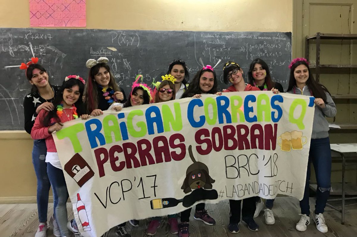 TraveldanceSP's tweet photo. #Siguendefestejos
#Quenoparelaroska https://t.co/kaSeUz5ihC