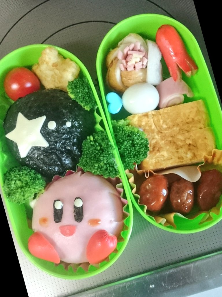 ひみた 今日の遠足のキャラ弁 カービィ 兄 とダッフィー 妹 すごーーーく丁寧に作ったつもりだったのに ダッフィーのなんかコレジャナイ感 難しい キャラ弁 デコ弁 カービィ ダッフィー T Co Zwcbujvo1b Twitter