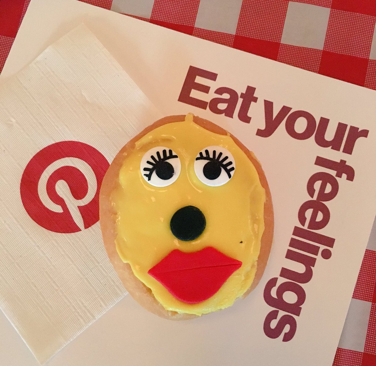 STORYgatherings's tweet photo. Get here early to participate in @Pinterest's emoji making contest!! Take a photo + share w/ #STORY2017 to win an @AtlasSuppCo bag! https://t.co/5OyfpEyPpH