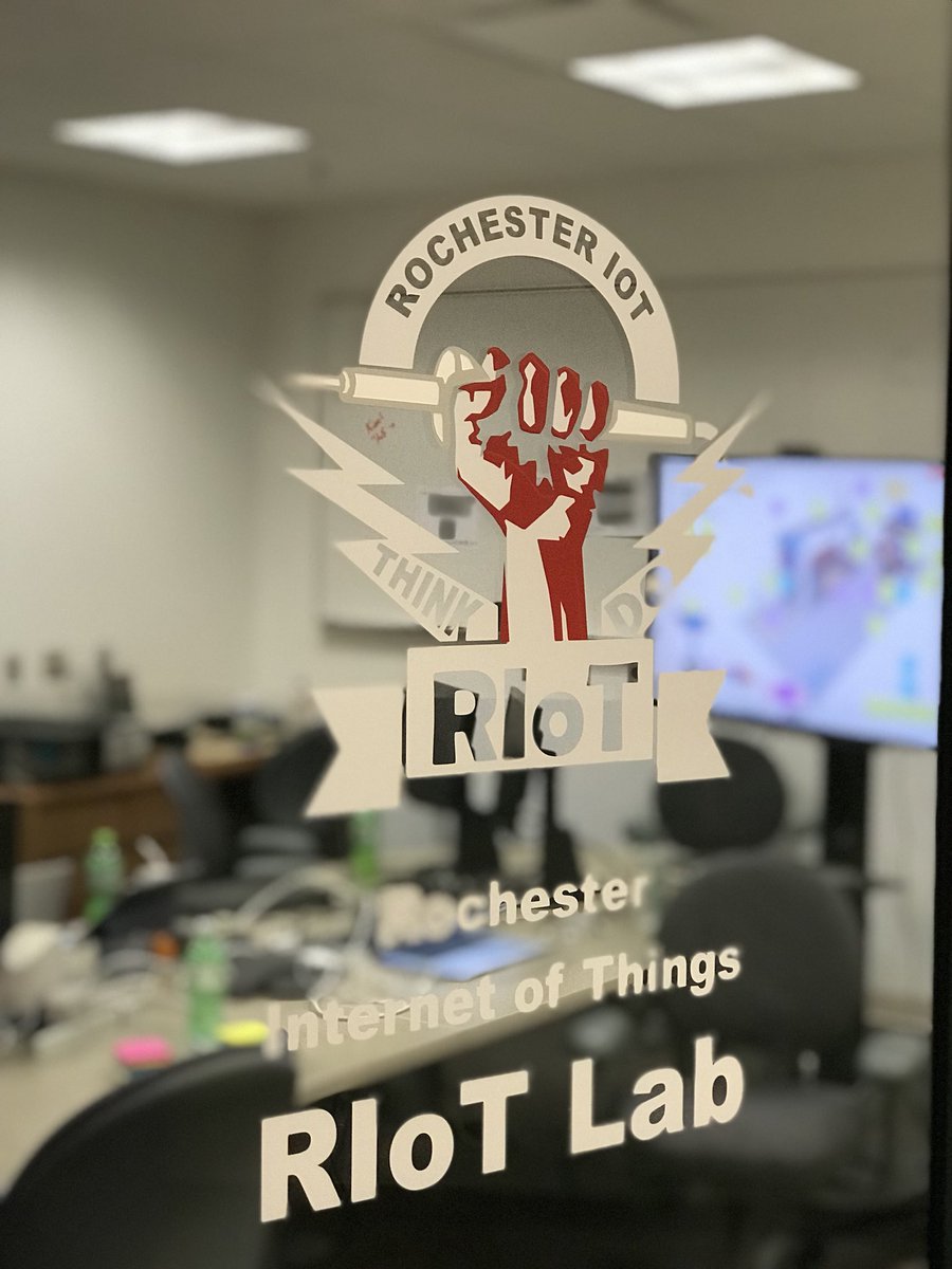 JoeSpeeds's tweet image. RIoT team hard at work on #IoT #withWatson multi-modal rider experience #AccessibleOlli @IBMRochMN kaaltv.com/news/ibm-has-h…