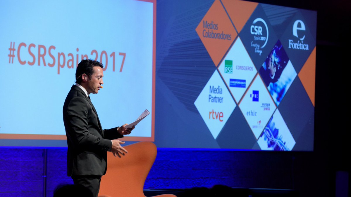 foretica's tweet photo. #FF a patrocinadores, media partner, medios colaboradores y, en especial, a asistentes y ponentes, todos hicieron posible #CSRSpain2017 https://t.co/cDz9Ya9yk2