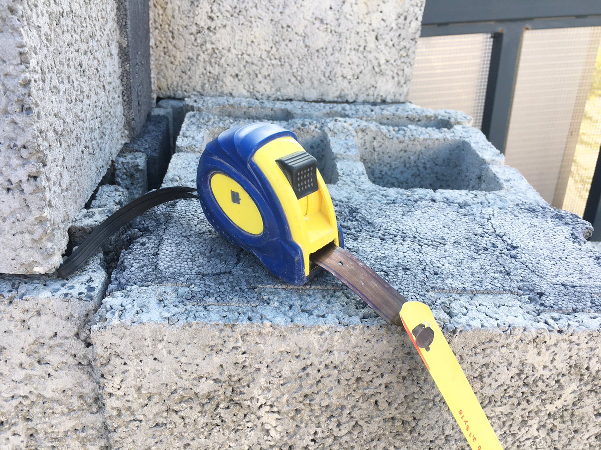 #argggghhh !! Incidenti di #percorso! Anche ai migliori studenti del mondo capita di tirare troppo il #metro e farlo saltare!