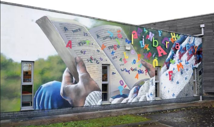 LibFalkirk's tweet photo. Head to Bonnybridge Library tomorrow for Roman storytime and crafts! #bigromanweek https://t.co/Yh1r8xy0AW https://t.co/NRwHShCMPu
