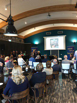 Jubileum 40 jaar onderwijs @AlbertHelder Van harte!