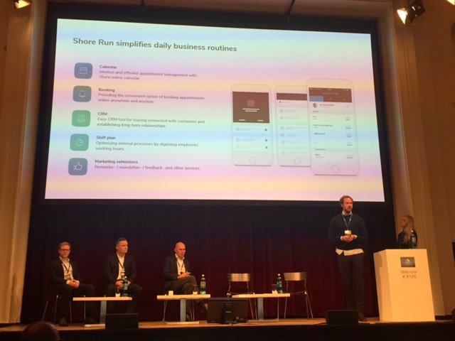 CEOs are let loose! <a href="/epages/">ePages</a> <a href="/strato/">Strato</a> <a href="/newstoreinc/">NewStore</a> <a href="/Shore_US/">Shore</a> "CEO panel - the future of SMB cloud" on now at the main stage at #commercesummit