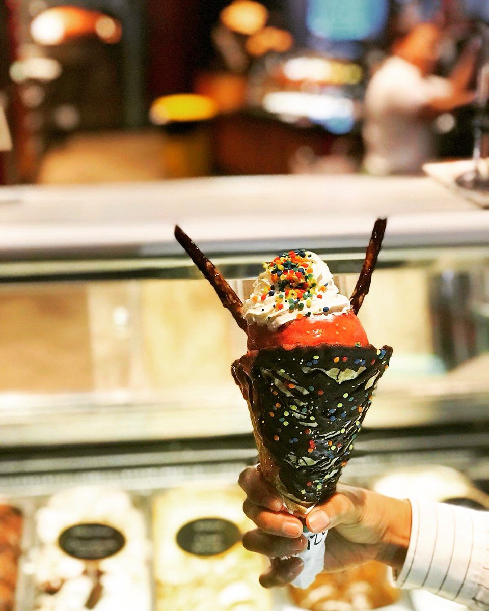 MMarquisDoha's tweet photo. Ice Cream for Cone! (Get it?)
#IceCreamConeDay is your excuse to visit #QuickBitesDoha today & grab ice cream in a cone for a sweet weekend! https://t.co/UGIxu4KPk0