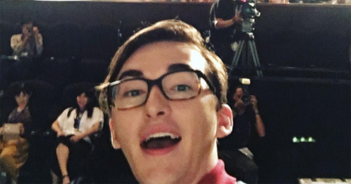 HxmiCom's tweet photo. Game of Thrones’ Bran Stark is a #Fresher at #Birmingham https://t.co/cEKul5xlFy #Benstark #Gameofthrones #Univeristy https://t.co/RmCGfSjAGa