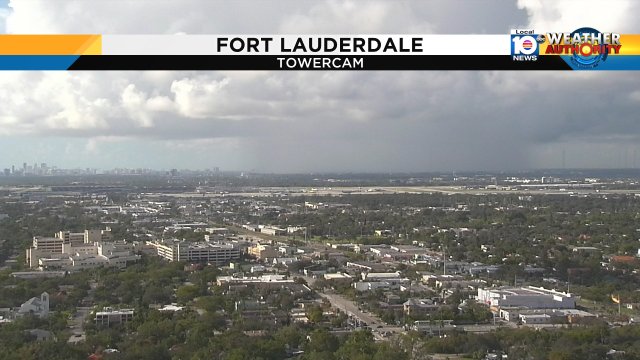 Good morning #FortLauderdale! Grab the umbrella, spotty showers moving over Broward, & over Miami-Dade as well #Flwx https://t.co/ir5k4RzfrA