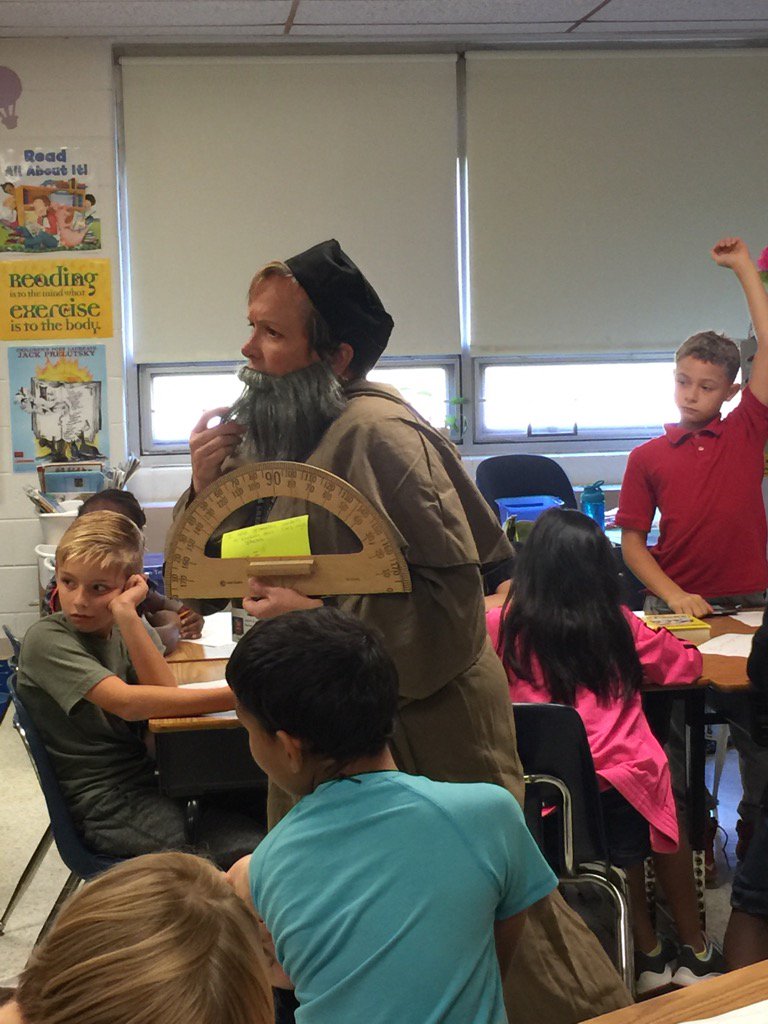 DrTower_Reading's tweet photo. Ptolemy visiting @Providence_ES! https://t.co/yZGYpnaE25