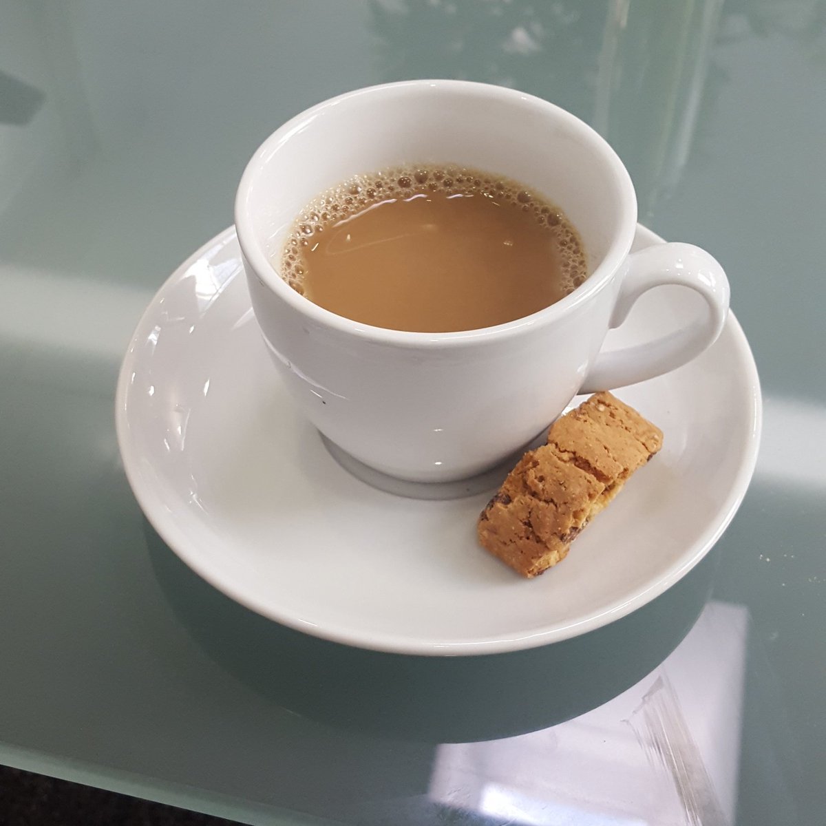 wrtsplr's tweet photo. Autohausromantik.
Wirklich guter Filterkaffee bei VW. #Inspektion #Gratiskaffee #guterHändler https://t.co/t6WhYimmUU