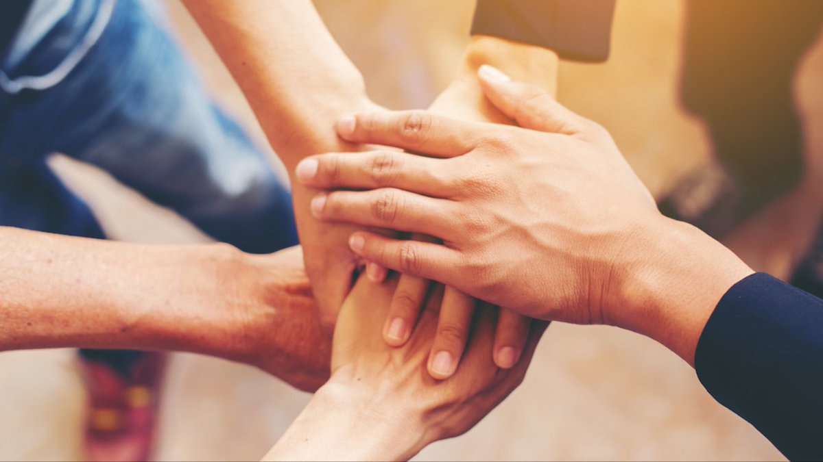 OZ_OfficeZone's tweet photo. Hai mai sentito parlare del #TeamBuilding ?
Scopri cos'è e i #benefici che può portare in #azienda 
https://t.co/wQnPWh87ZF

#office #team https://t.co/0UUaZA20OT
