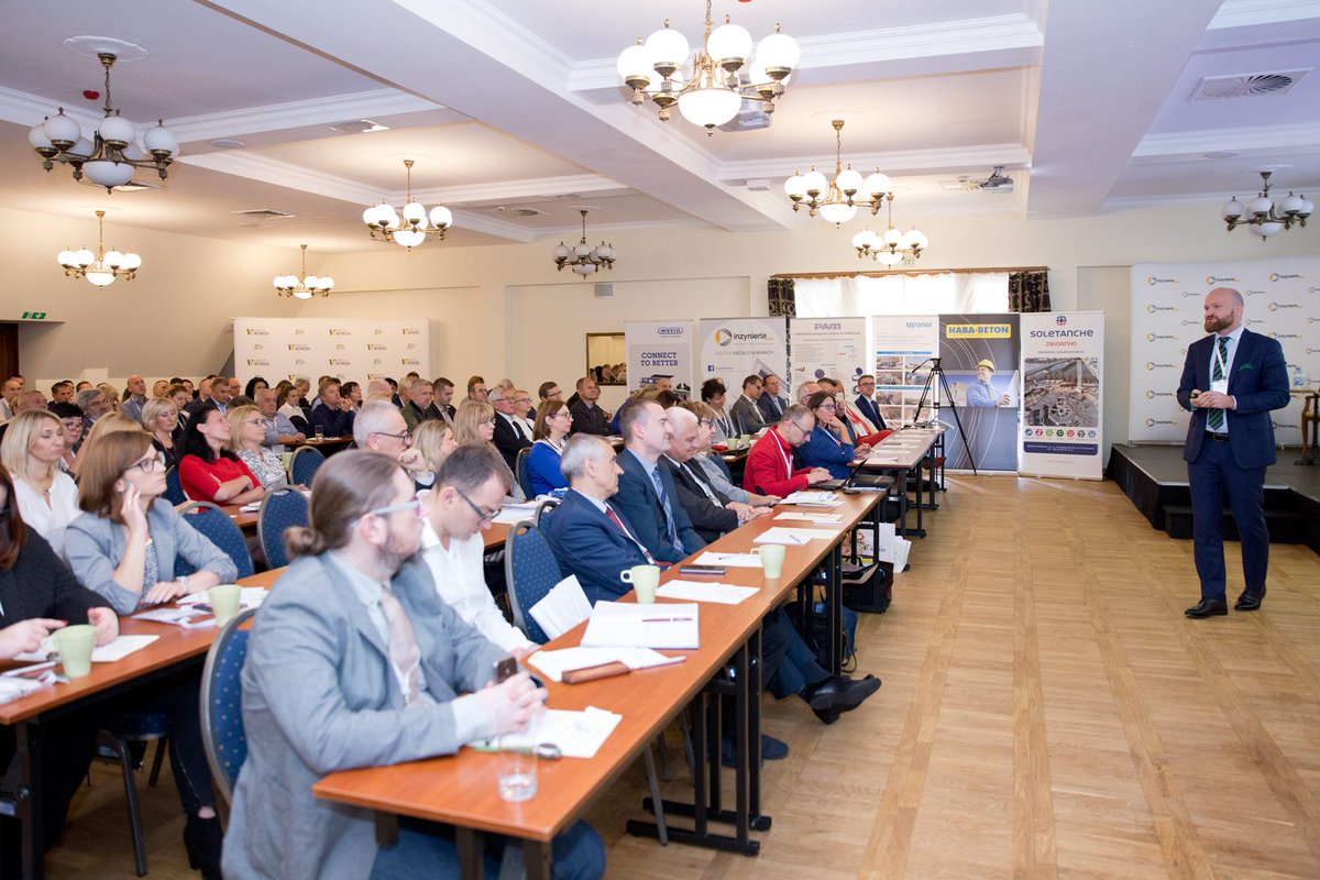 MaslinskiM's tweet photo. Jest już relacja z Konferencji #GWOR nt. #deszczowka i nowe #prawowodne :) Polecam! @inzynieria_com https://t.co/6AKWSq6lly https://t.co/qMDRkB2CCU