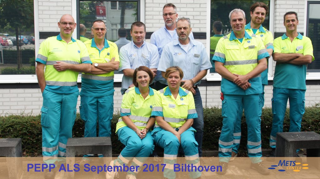 MichielRooijens's tweet photo. Pediatric Education for Prehospital Proffessionals (PEPP) 7 enthousiaste deelnemers zijn geslaagd ! #metscenter https://t.co/tW9yzr00wU