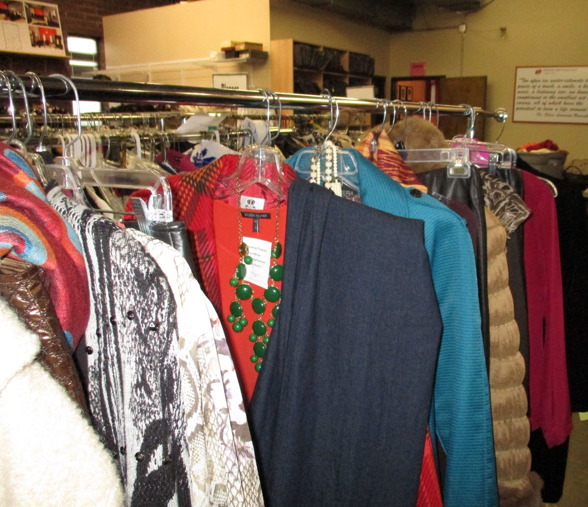 dfscharlotte's tweet photo. We're so excited for the #DFSPowerLunch2017 9/26 @filmorenc! Wait until you see the outfits from OUR boutique #dressforsuccesscharlotte https://t.co/spUNiGFFxt