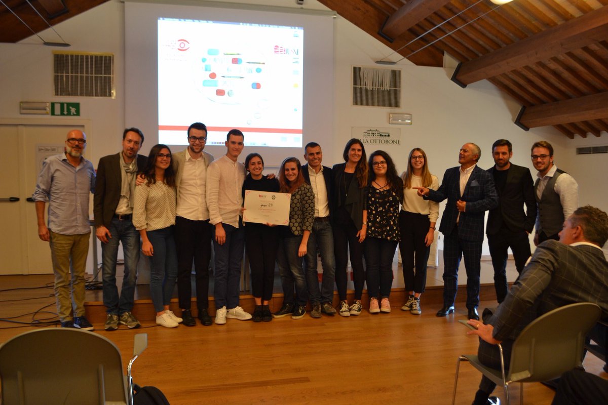 IUS_VE's tweet photo. E i vincitori sono... #iusveatwork #leideenondormonomai https://t.co/x23rkKT3EP
