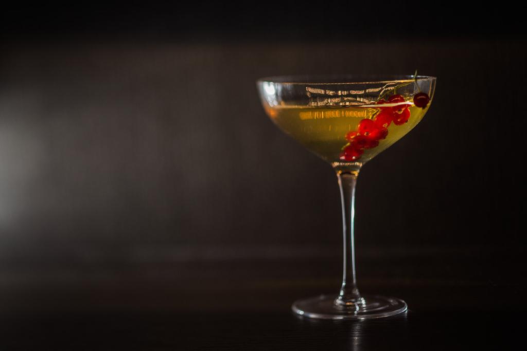 The Red Lotus cocktail, with Glenmorangie 10 yrs whisky, Akashi-Tai umeshu, pear liqueur, vanilla and Noilly Prat spr.ly/601282ImM