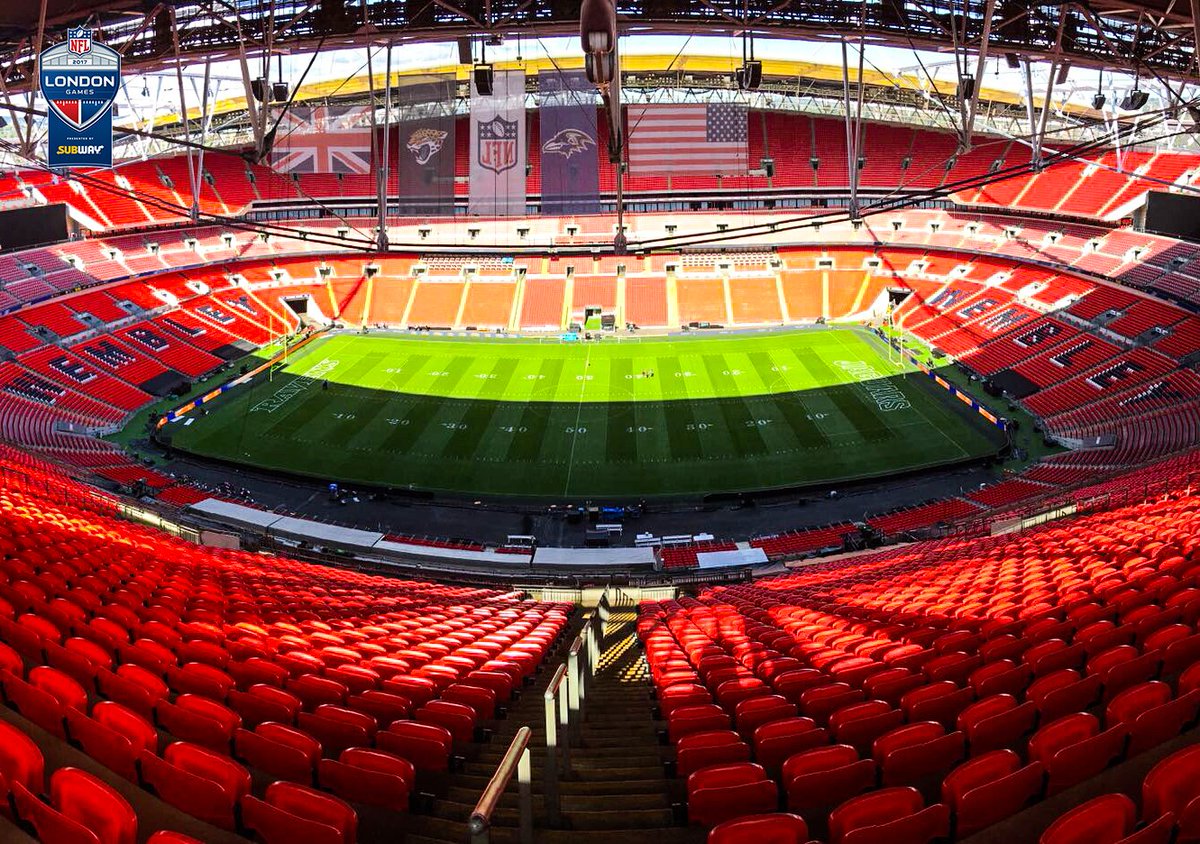 NFLUKIRE's tweet photo. Wembley is looking 🏈 ready! 😍

#NFLUK https://t.co/kOAH7IN5Ew