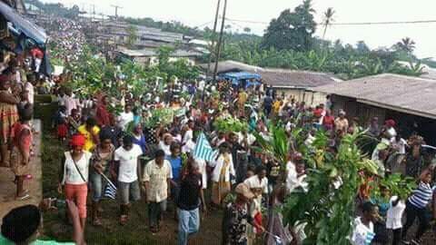 pinkq4u2's tweet photo. While Paul of 7lrp addresses the UN Ag72 Anglophone Cameroonian demo both home&amp;abroad https://t.co/ifuSwYGE4C