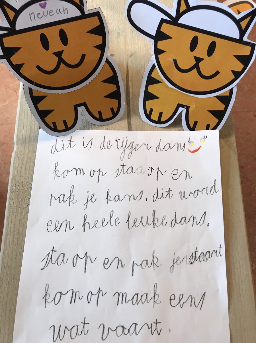 mrcwntrs's tweet photo. @Kanjertraining Een leerling uit groep 4 schreef en zong een tijgerdans tijdens de weeksluiting #kanjertraining #bsdevlindertuin #treebeek https://t.co/N7aGEE2vjy