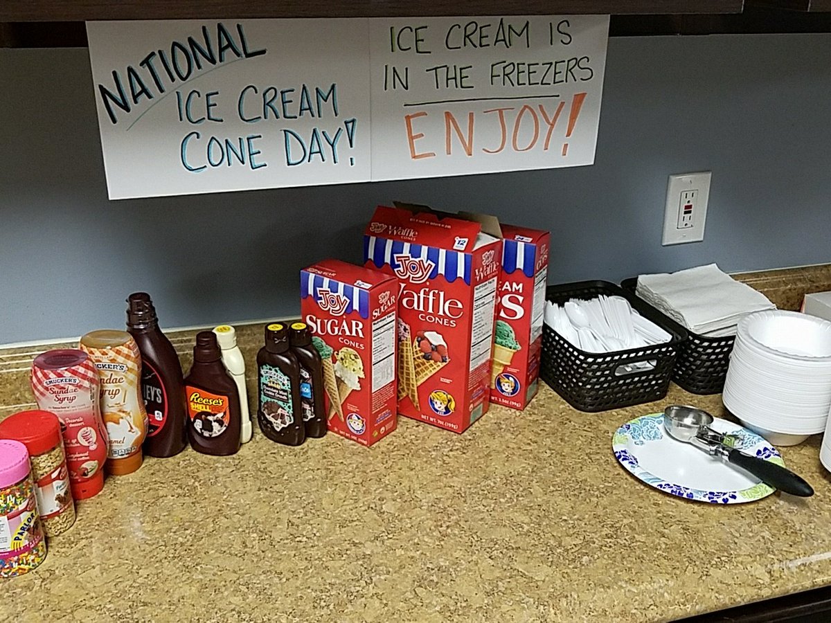 Steve Williamson tweet media