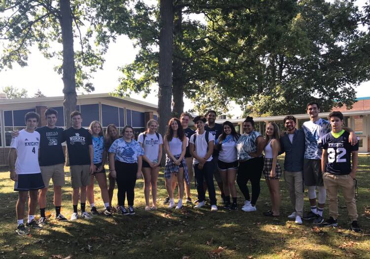 Alina_Offerman's tweet image. Last day of homecoming week! 🔵⚪️ #LN2018 @LNSPORTS