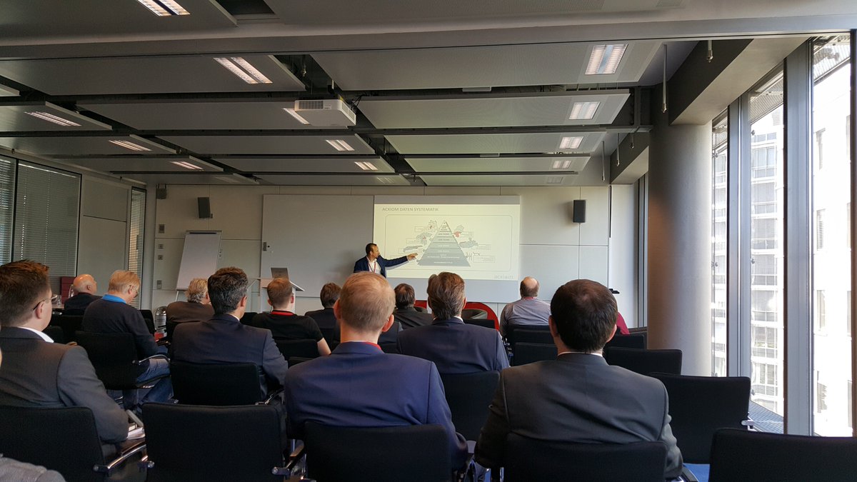 Acxiom_Deu's tweet photo. Acxiom auf den #ddsdatadays 2017 mit Vortrag "Die nächste Runde geht auf's Haus! Amtliche und privatwirtschaftliche Daten optimal einsetzen" https://t.co/ohxVsYH1Xl