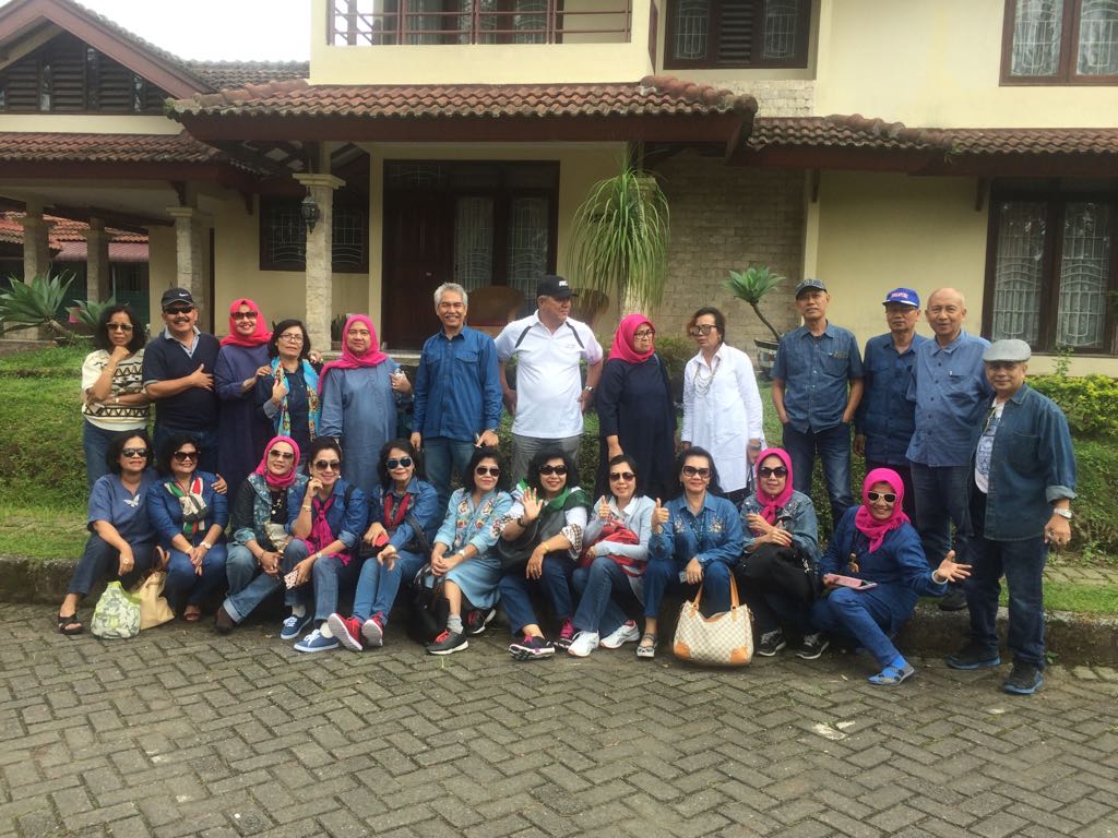 Angkatan 76 jalan2 ke Green Hill