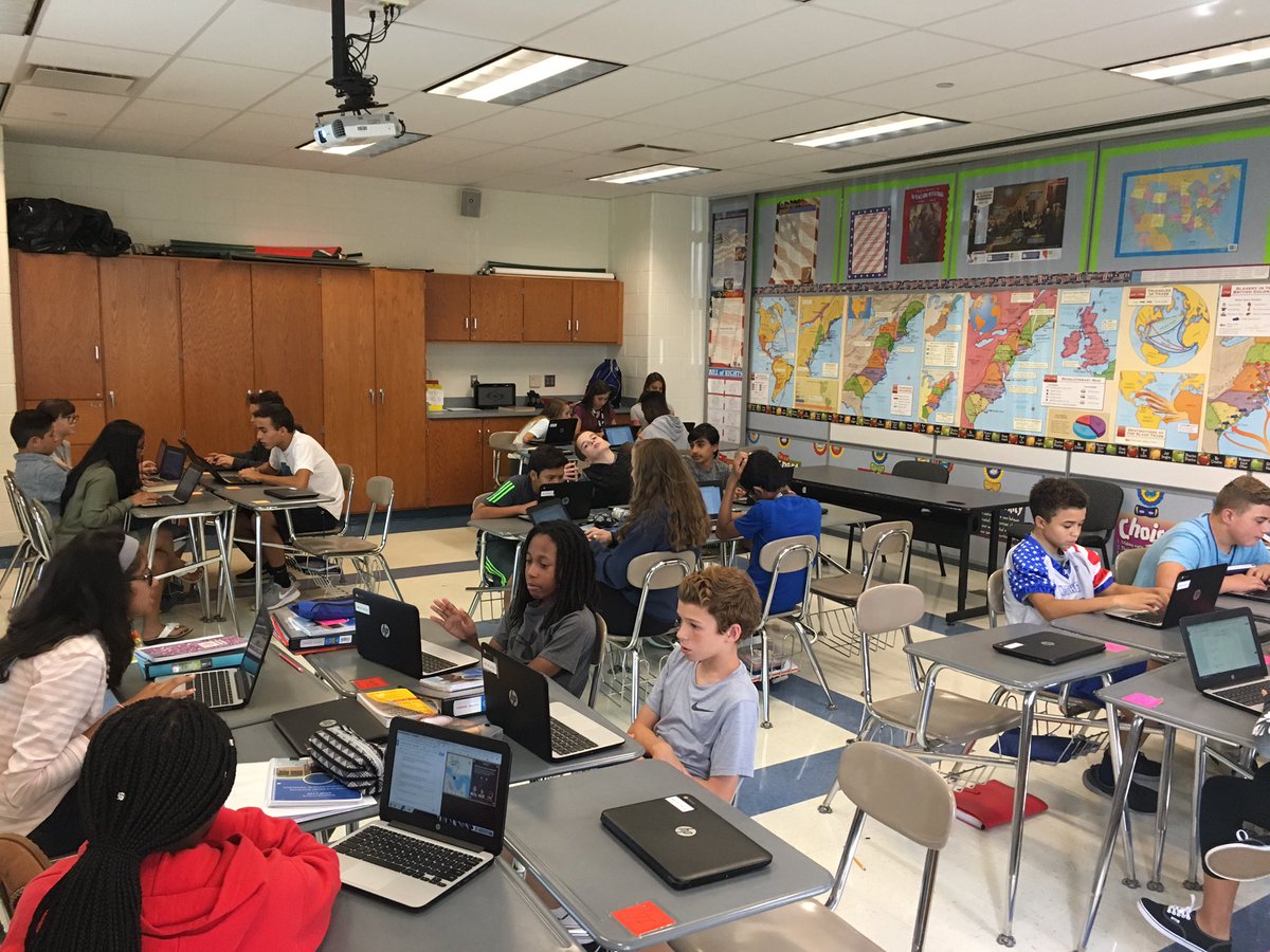 mdoylejr's tweet photo. American History 8 is attempting to survive establishing a colony in the New World! Using knowledge from class!
#NBNation #nbc_msprincipal https://t.co/12NUEOmKkF