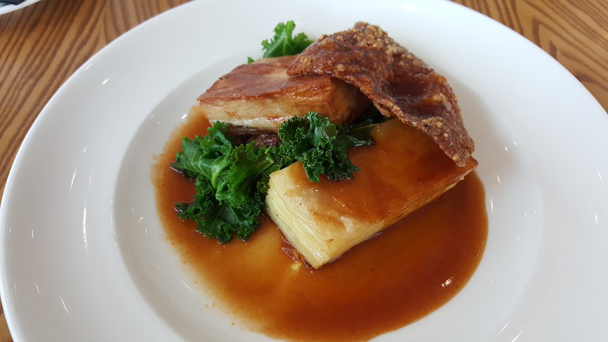 Eating Wales tweet media
