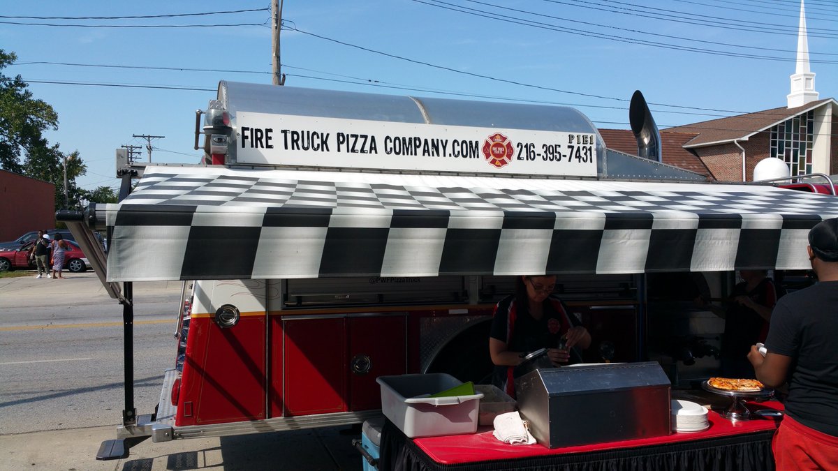 InvictusHigh's tweet photo. Free pizza courtesy of @PWFPizzaTruck Stop by our Lee road location we are here until 3!
#invictushighschool https://t.co/hBE0QZAoj9