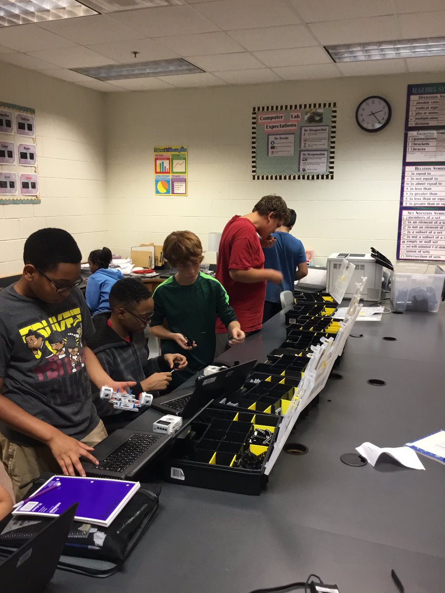 A look inside CAMS 7: decoding a program with peers, team building tasks, and building robots! <a href="/RBMS_Official/">River Bend M.S.</a>