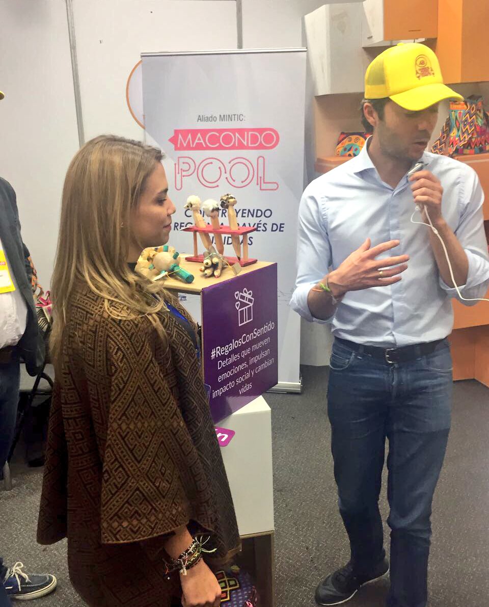 AppscoMacondo's tweet photo. Viceministro Economía Digital @QuinteroCalle en charla con nuestros emprendedores en @Col4punto0 https://t.co/0TECwf3Udt
