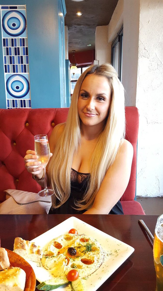 LornaPettersen's tweet photo. My Birthday.. #Meal #DateNight #27thBirthday #Prosseco #TurkishFood #WithMyFave.! ๐ https://t.co/USp3VFp883
