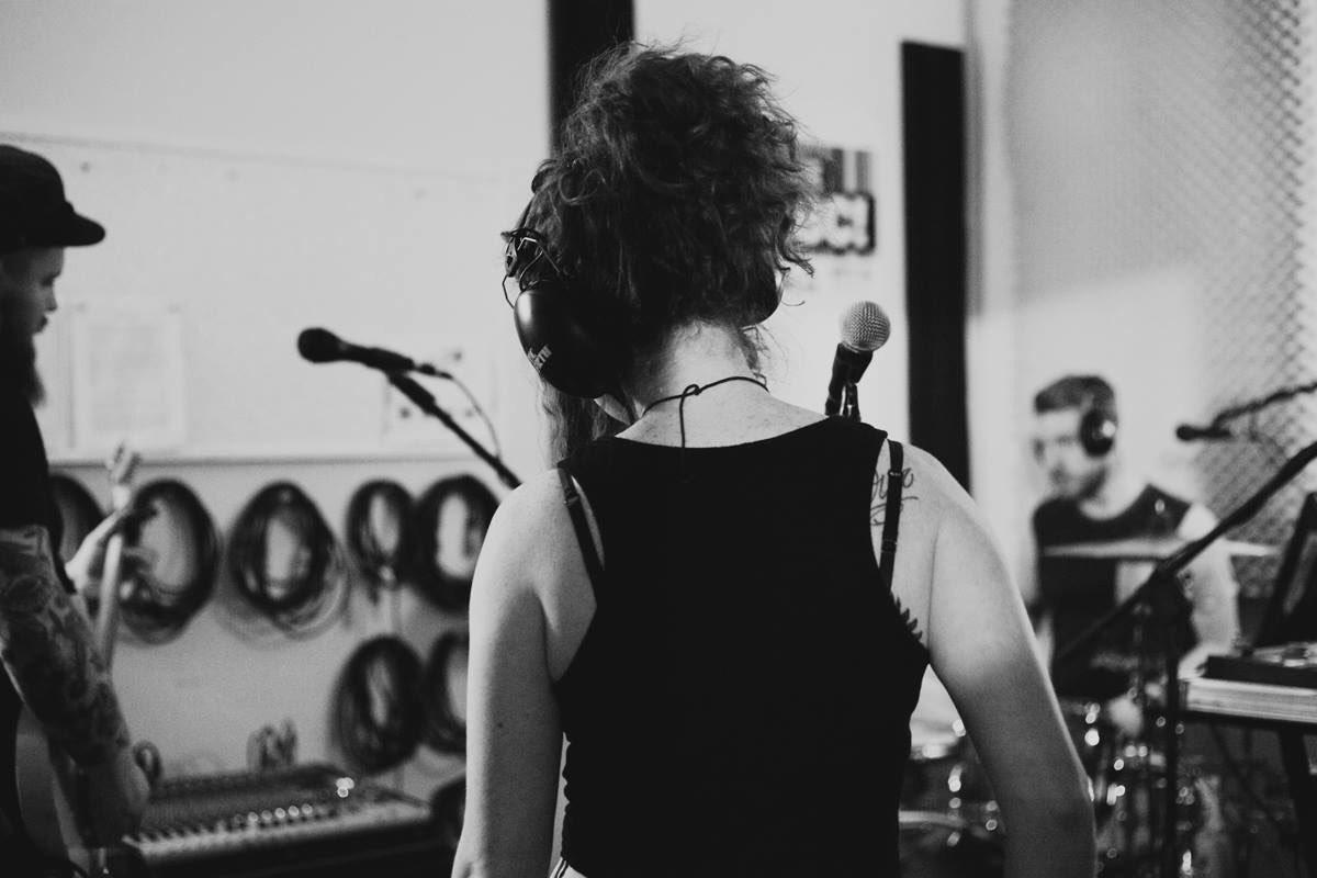 #REGINA — Join us at <a href="/Ohanlons_Pub/">O'Hanlon's Pub</a> on Friday, September 29 to kick off our next tour! Free cover! #yqr

facebook.com/events/1941021…