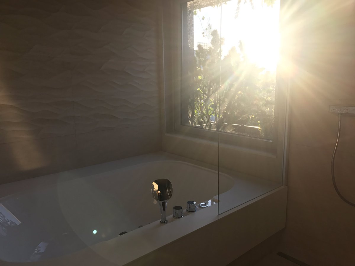 Just arrived <a href="/villagesnature/">villagesnature</a> ! Our cocoon apartment is fabulous 🤗